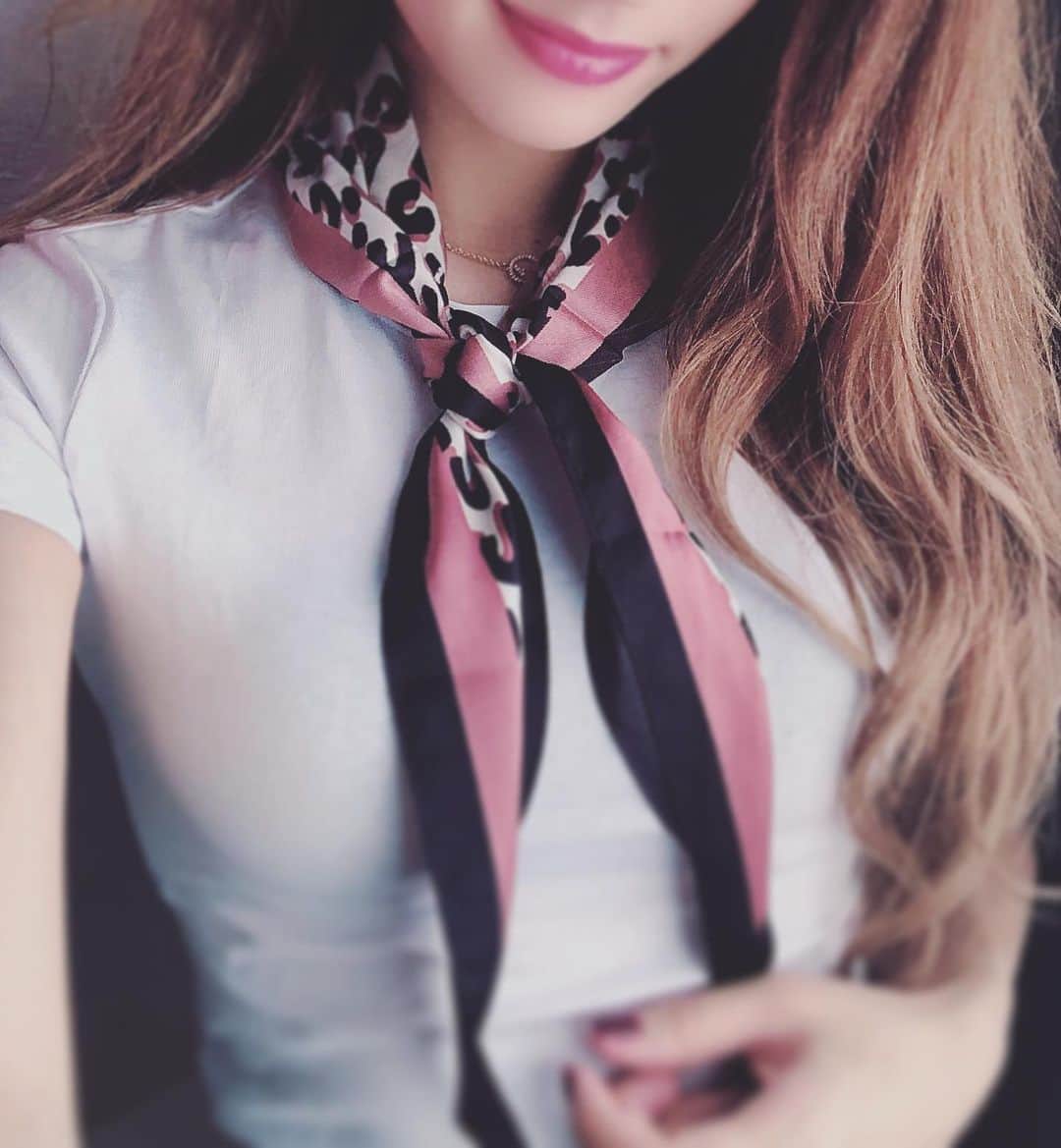 のインスタグラム：「・ ❤︎スカーフ→ @selectshop.joie ・ #fashion #ootd #code #shopping」