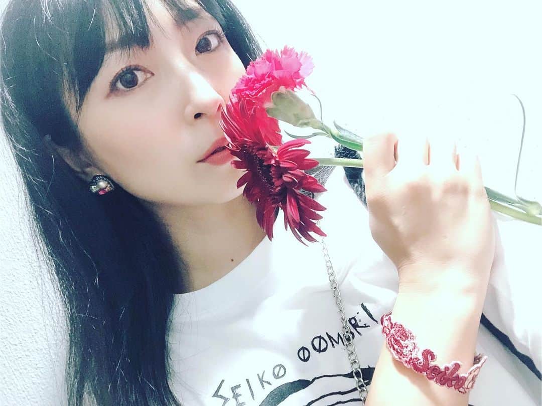 安藤あいかのインスタグラム：「大森靖子ちゃんの生誕祭も最高すぎた、面白かったし靖子ちゃんは可愛くてかっこよくてずっと最強！お誕生日おめでとうございました🥰💕ナナちゃんも大大大好き💕  #大森靖子生誕祭2019 #LIQUIDROOM」