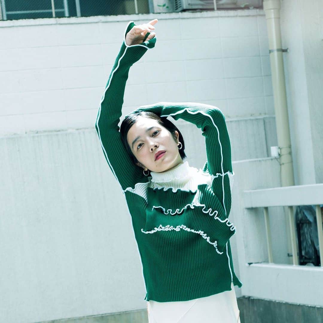 ginza magazineさんのインスタグラム写真 - (ginza magazineInstagram)「好きなのは女性デザイナーの服！⠀ 秋の新作コレクションを身にまとうのは、女性デザイナーがラブコールを送る8名の女性たち。⠀ ⠀ haru.（『HIGH(er)magazine』編集長）⠀ wearing → kotohayokozawa⠀ ⠀ GINZA10月号にて掲載中です。⠀ @ginzamagazine⠀ ⠀ #ginzamagazine #2019fw #kotohayokozawa #HIGHermagazine #haru #コトハヨコザワ」9月21日 18時02分 - ginzamagazine