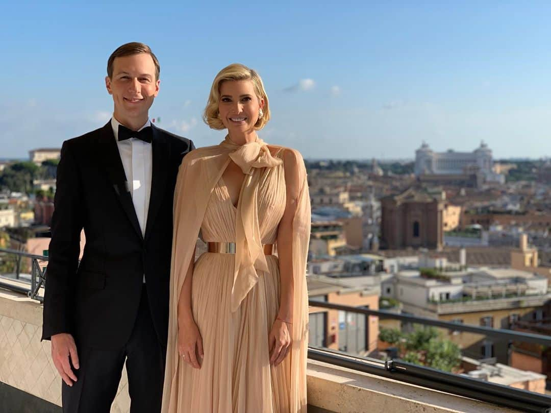 イヴァンカ・トランプさんのインスタグラム写真 - (イヴァンカ・トランプInstagram)「When in Rome... 🥰」9月21日 18時07分 - ivankatrump