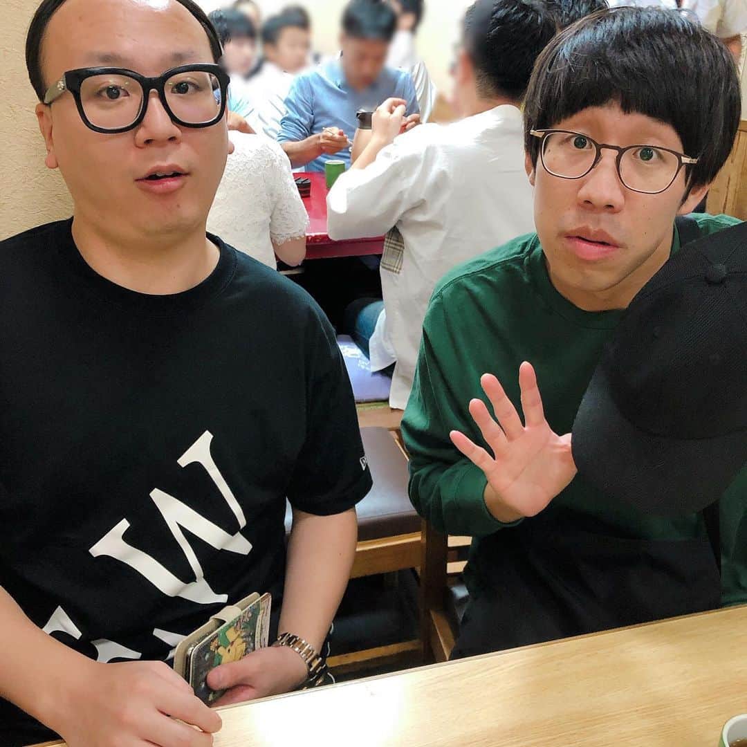 斎藤司のインスタグラム：「祇園花月合間 #ひょっこりはんと #たかしはんと #シーメーオブザイヤー #今日は京都で #キングオブコントをみるぜ #わくわく #みんな頑張れ！ #コントの勉強」