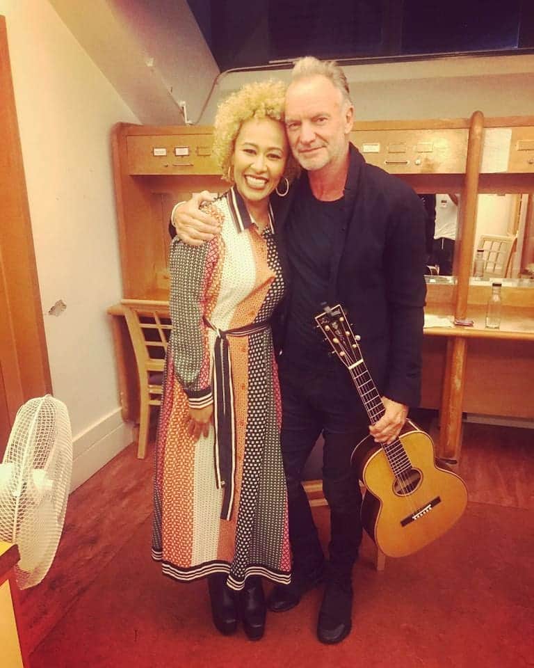 Emeli Sandéのインスタグラム：「What a night!! Performed at the legendary @the_globe in the name of PEACE to an audience full of LOVE! Then I came off stage and met the @theofficialsting !!!! 😱 (tried to play it cool...but clearly failed!) Thank you  @peaceoneday_official  for having me and allowing me be part of such an important, beautiful day! It was an honour to perform for you tonight x」