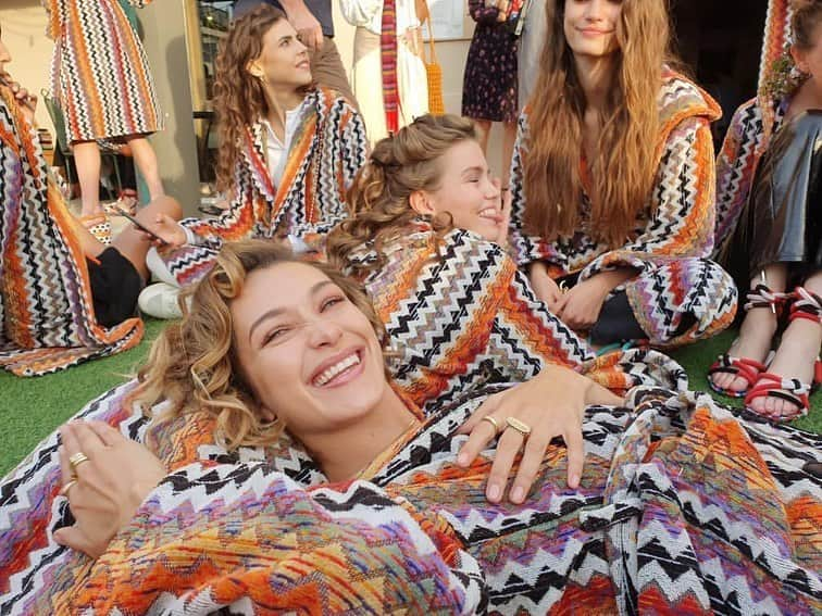 ベラ・ハディッドさんのインスタグラム写真 - (ベラ・ハディッドInstagram)「Missoni 💛💛💛 pic by @birgitkos 😉」9月22日 5時42分 - bellahadid