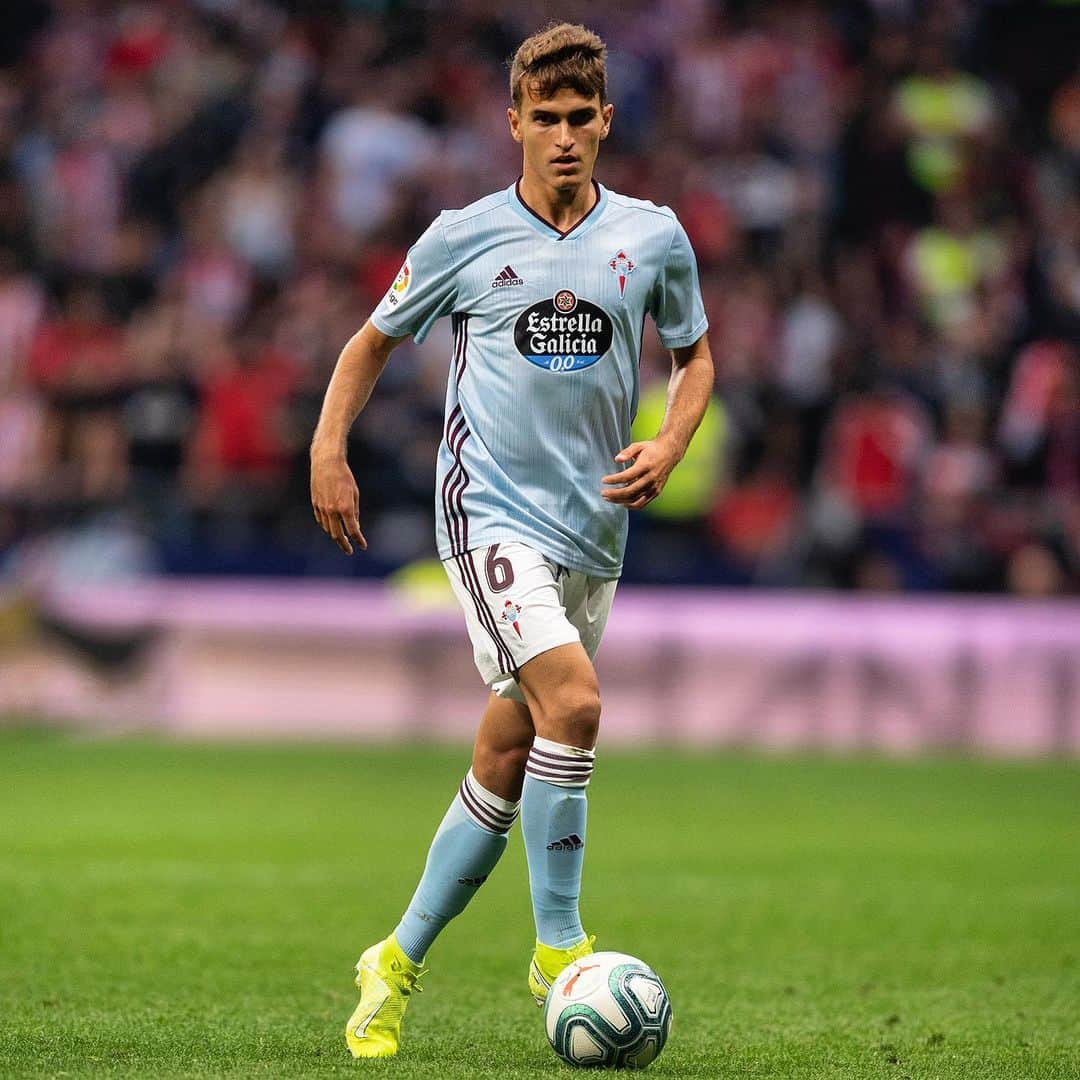 デニス・スアレス・フェルナンデスのインスタグラム：「Punto importante en un estadio muy difícil. Compitiendo y trabajando para seguir mejorando 👊 @rccelta」