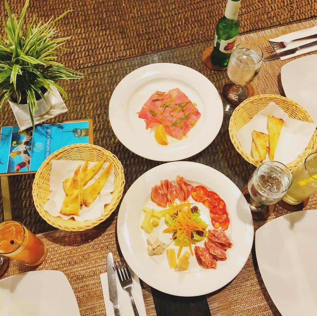 柴小聖さんのインスタグラム写真 - (柴小聖Instagram)「素敵なセブdinner..♥︎ #asmara #cebu #cebuphilippines #cebuisland #dinner #dinner #kawasaki #happy #italian #favorite #ootd #instagood #instalike #follow #followｍe #japanesegirl #セブ島 #語学留学」9月21日 21時02分 - konona.official