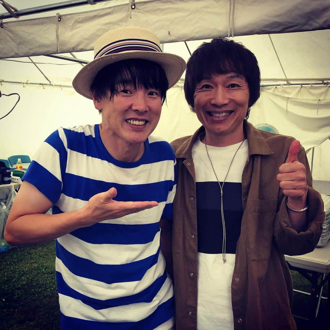 宮田和弥さんのインスタグラム写真 - (宮田和弥Instagram)「GAMA ROCKでカジヒデキ君ステージ観たんだけど最高だった❗️#ブレない男 #ボーダートップス #カジヒデキ #宮田和弥 #ガマロック #gamarockfes2019」9月21日 21時24分 - miyatakazuyaofficial