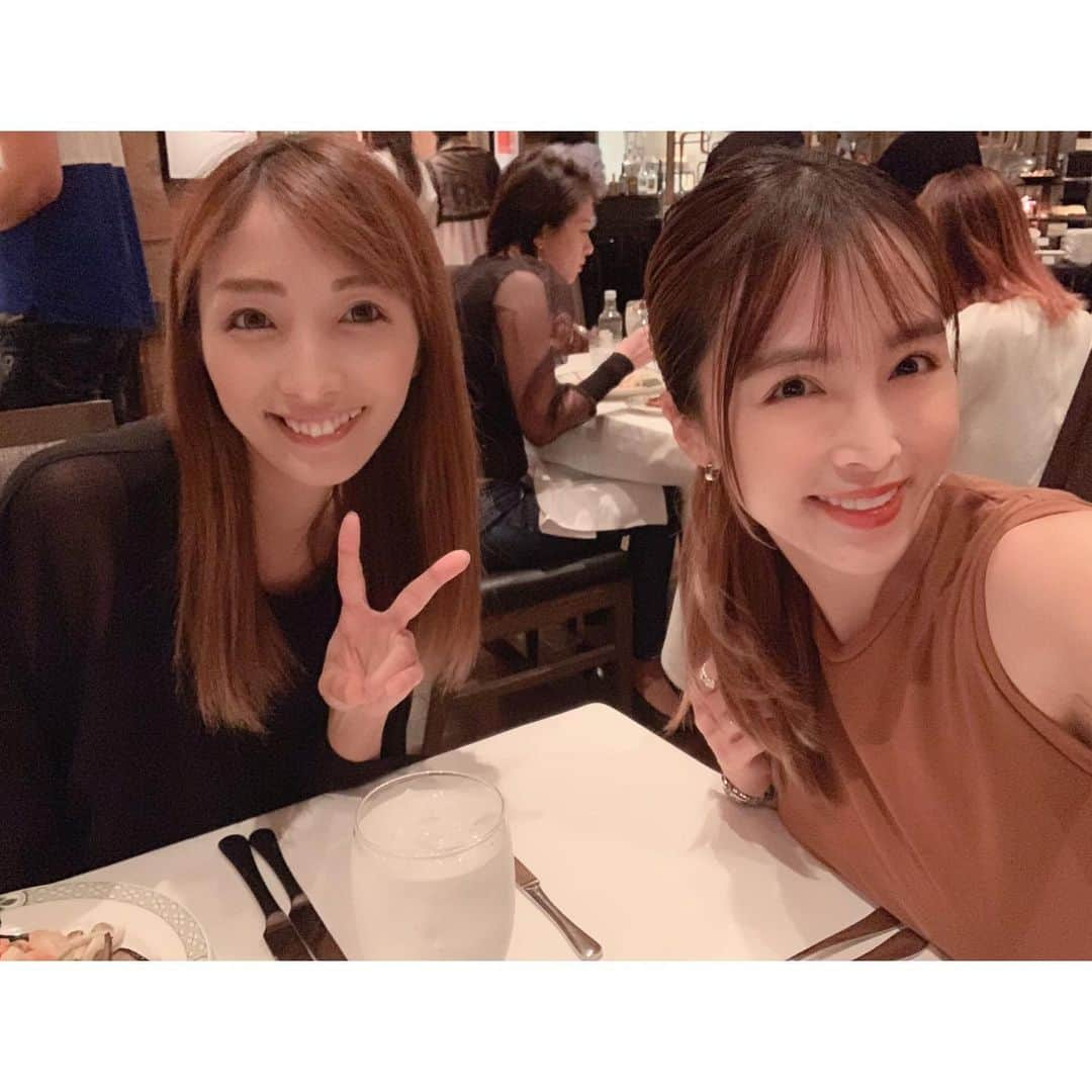 渡部いずみさんのインスタグラム写真 - (渡部いずみInstagram)「たまにしか会わなくなったけど！﻿ 次会う時は朝までコース絶対しようね😋🙌✨﻿ ﻿ ﻿ ﻿ ﻿ ﻿ #食欲の秋﻿ #ローストビーフ﻿ #恵比寿﻿ #ランチ﻿ #ローリーズプライム﻿ ﻿」9月21日 21時43分 - pincher__izumi