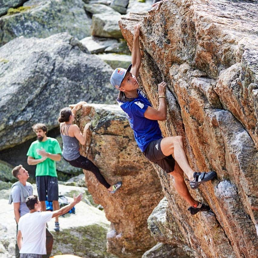 ルスタン・ゲルマノフさんのインスタグラム写真 - (ルスタン・ゲルマノフInstagram)「Really miss the rocks!!! Wish to do next trip soon. ____________________________ @redbull_rus @redbull @adidasterrex @fiveten_official #adidasterrex #livewithoutlimits #gr #chalkmatters #climbing #sportclimbing #bouldering #rockclimbing」9月21日 21時54分 - gelmanovrustam
