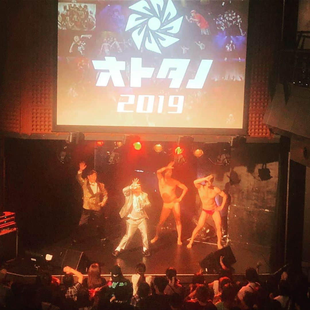 庄司智春さんのインスタグラム写真 - (庄司智春Instagram)「jealkbプレゼンツ「オトタノ2019」に出演しました！ 楽しかったー！！ #jealkb 左から #遠藤進一 （遠藤章造) #純翼 (山本圭壱) #ミスター人間 （ワッキー) #庄司智春」9月21日 22時06分 - tomoharushoji