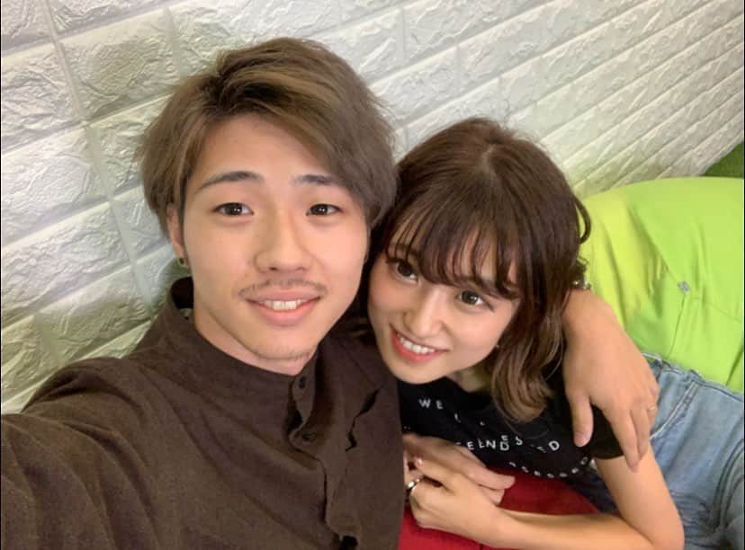 のインスタグラム：「#るぅきぃ #夫婦 #イメチェン #好きな人  #可愛ええぞ嫁 #これからもどうぞ #よろすく . イメチェンペアレンツ . . 長続きはこういう時間の繰り返し。」