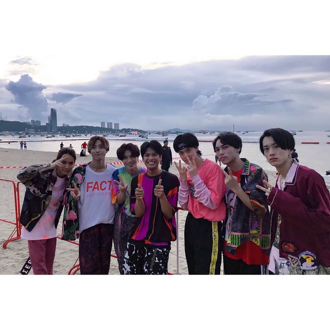 島田翼さんのインスタグラム写真 - (島田翼Instagram)「Thanks Thailand. Much love from us🇹🇭」9月21日 22時49分 - tsubasa_shimada