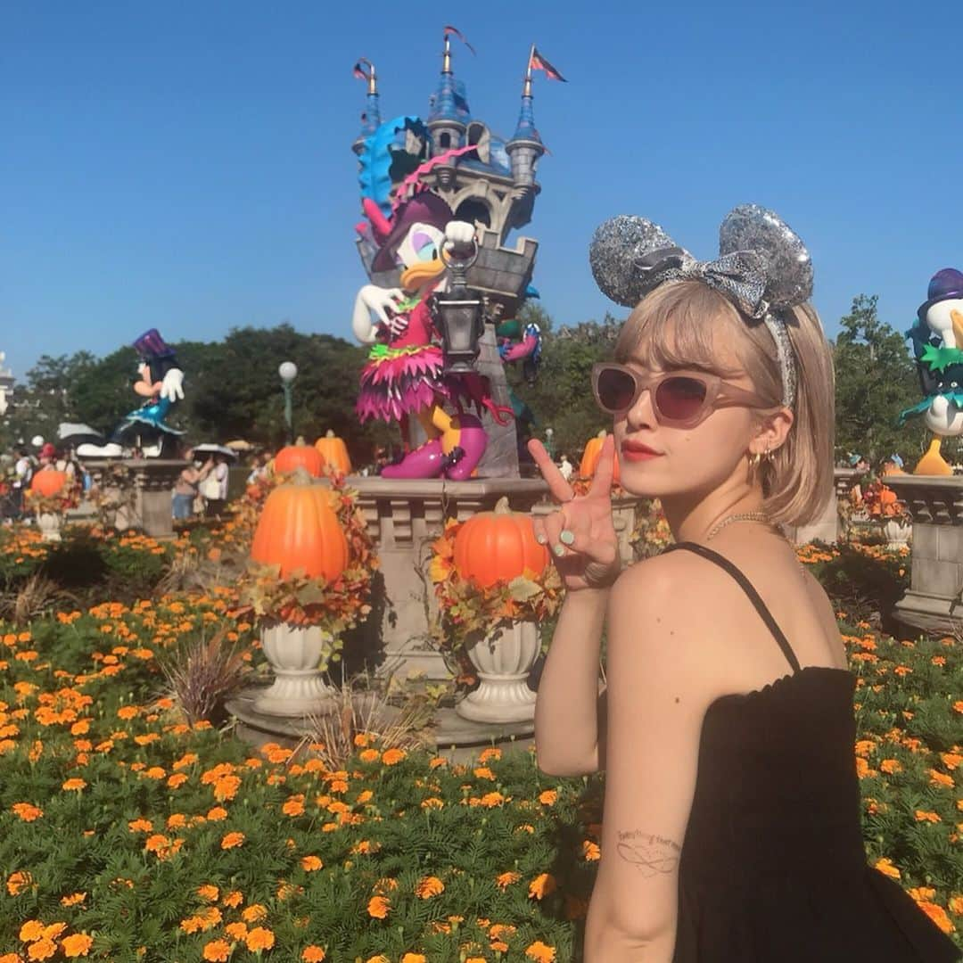 夏焼雅さんのインスタグラム写真 - (夏焼雅Instagram)「@disneyland  HELLOWEEN可愛かった〜🎃💜🧡🖤🎃💜🧡🖤🎃💜🧡🎃」9月21日 23時37分 - miyaaa0825