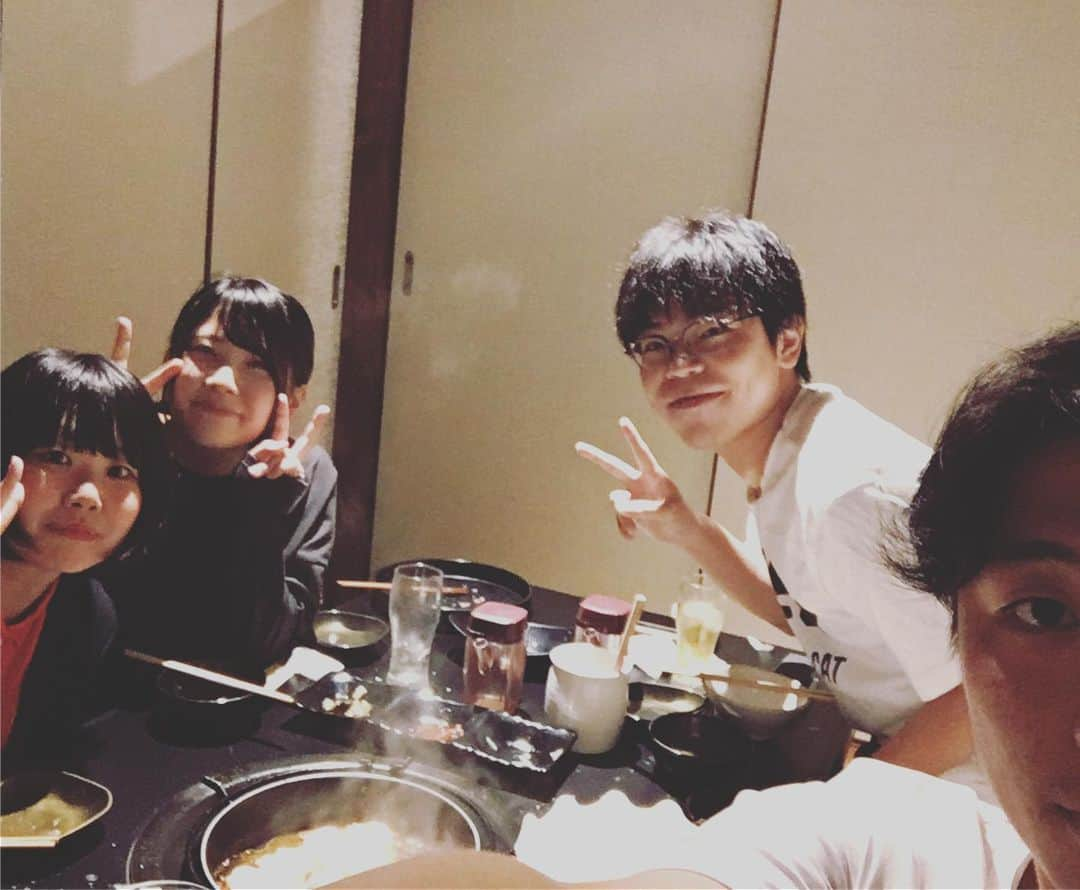 新山士彦さんのインスタグラム写真 - (新山士彦Instagram)「泰葉さん、3○歳の誕生日！lantanと祝えて最高。出会いの奇跡。」9月21日 23時50分 - sayaka_no_niiyan