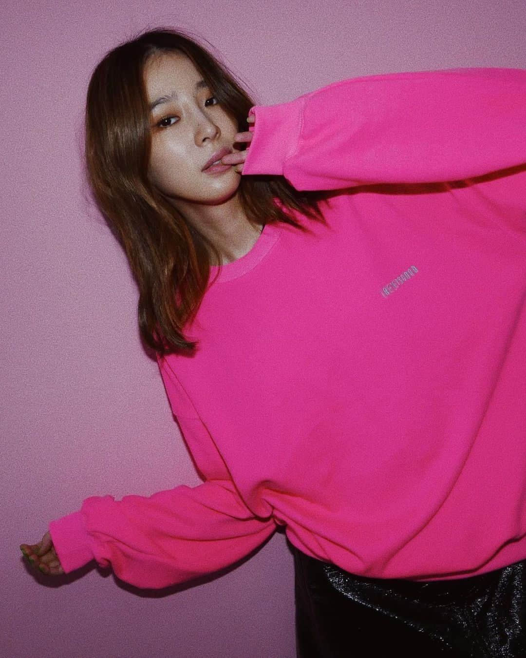 アイリーン・キムさんのインスタグラム写真 - (アイリーン・キムInstagram)「Never enough pink💖 Which photo? @ireneisgoodlabel」9月21日 23時52分 - ireneisgood