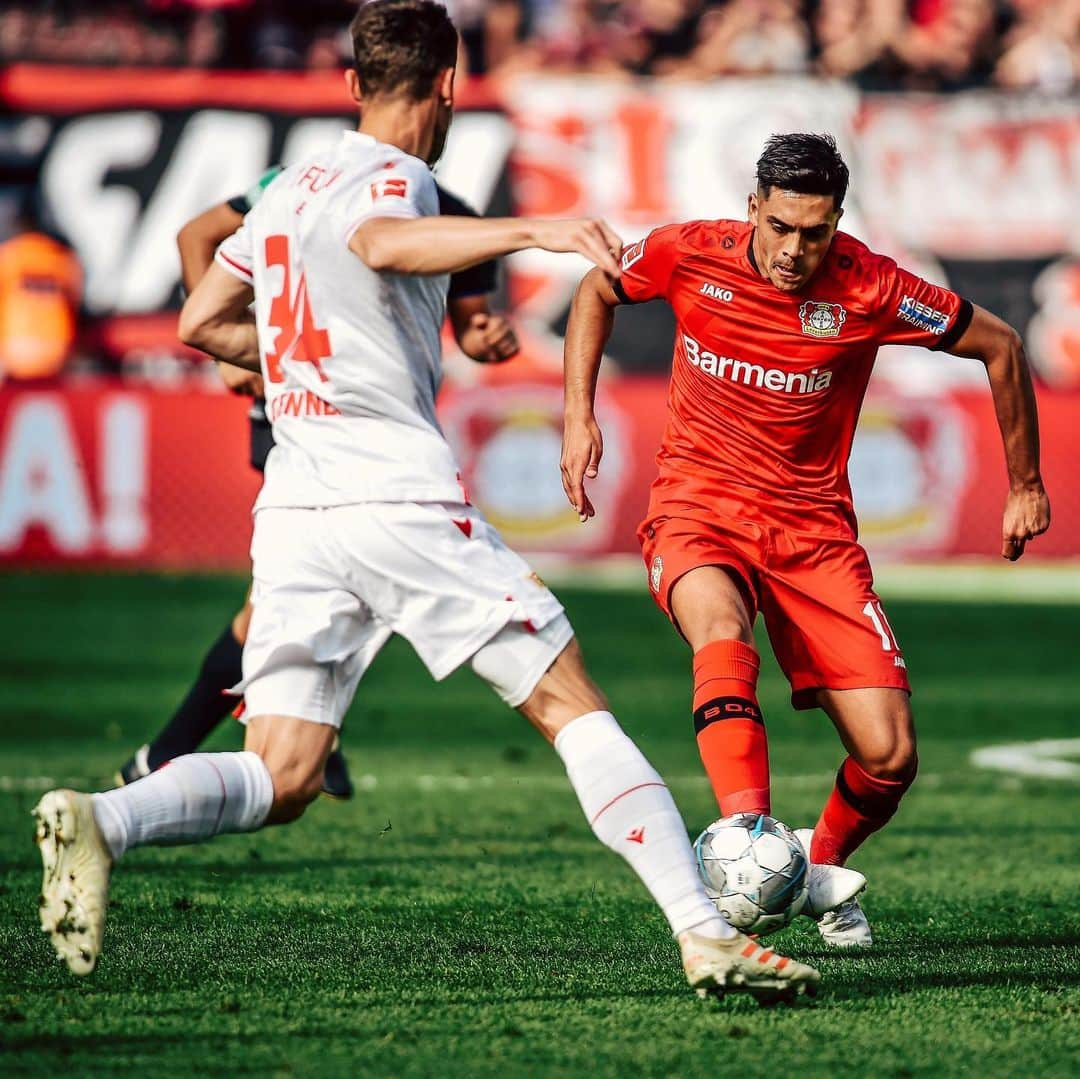 バイエル・レバークーゼンさんのインスタグラム写真 - (バイエル・レバークーゼンInstagram)「It’s a fight in halftime 2 -  Berlin are down to 10 men.  #B04FCU  #StärkeBayer」9月22日 0時03分 - bayer04fussball