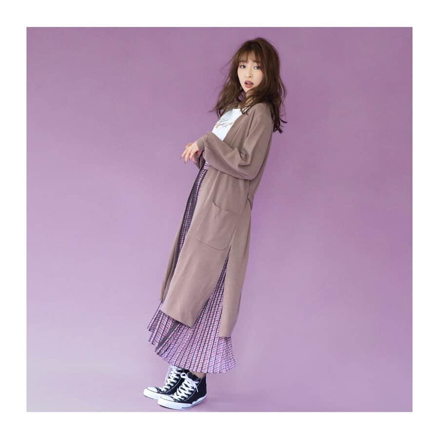 のインスタグラム：「・ ・ 2019 Autumn Collection ・ ・ ✴︎cardigan ¥14,000+tax ✴︎t-shirts ¥7,900+tax ✴︎skirt ¥14,000+tax ・ ・ ・ #WILLSELECTION #ウィルセレクション  #上西星来 @seira_jonishi_tpd」
