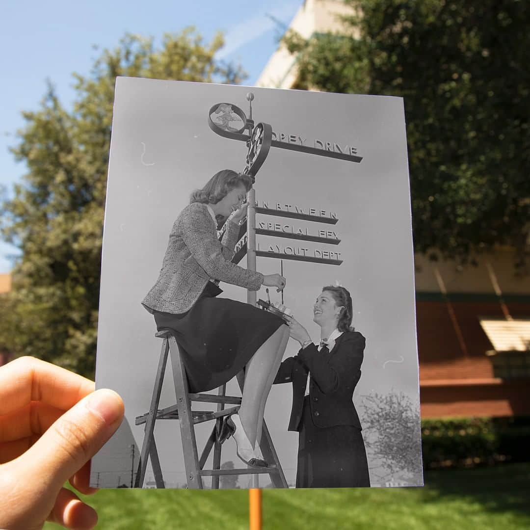 Disneyさんのインスタグラム写真 - (DisneyInstagram)「All signs point to magic! Story Researcher Eva Jane Sinclair and personnel staffer Jackie Walker add finishing touches to a sign on the corner of Mickey Avenue and Dopey Drive at The Walt Disney Studios in 1940. See more in @DisneyBooks' "Ink & Paint: The Women of Walt Disney's Animation.” #DisneyThenAndNow」9月22日 2時00分 - disney