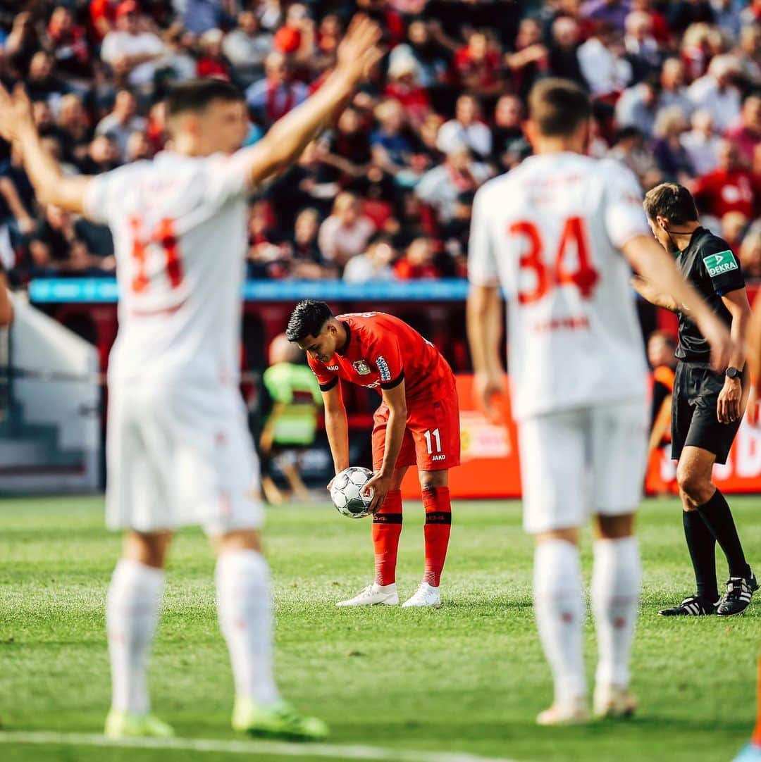 バイエル・レバークーゼンさんのインスタグラム写真 - (バイエル・レバークーゼンInstagram)「First time in the starting-11 in the #BayArena: how did you like @nadiemamiri18‘s performance today? #wirhabenAmiri #B04FCU」9月22日 2時47分 - bayer04fussball