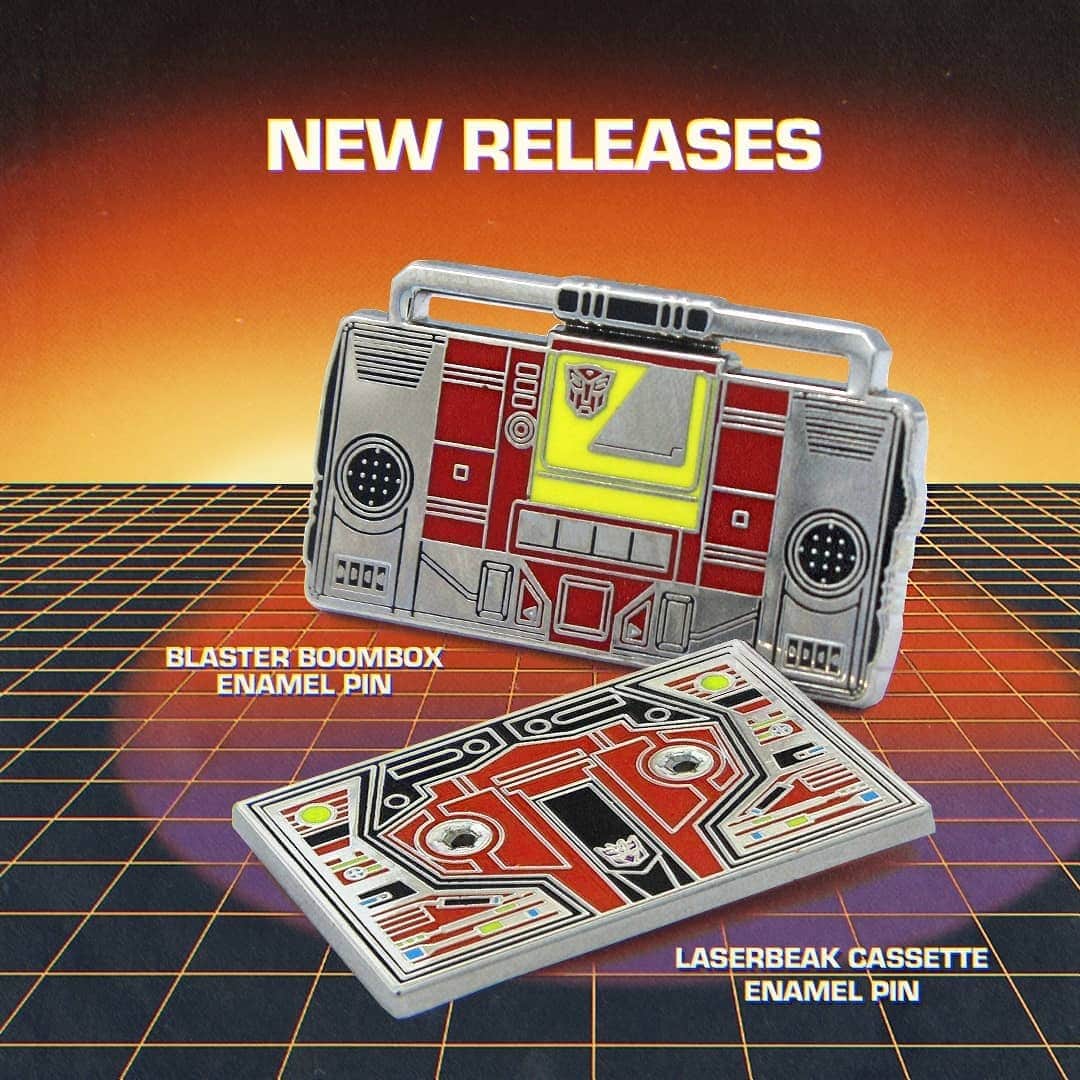 のインスタグラム：「We're premiering our new Blaster and Laserbeak pins at New York Comic Con, but you can grab them from our website now!」