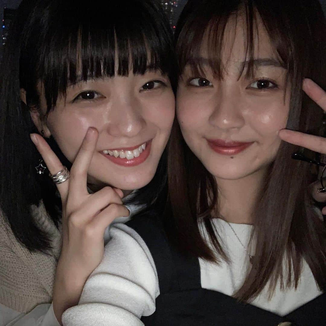 工藤美桜さんのインスタグラム写真 - (工藤美桜Instagram)「ツーショット👯‍♀️❤︎❤︎ みんなとも撮りたかったな〜！！ #ゆいてぃやん ⠀ #キャニちゃん ⠀ #あかりん ⠀ #自然と笑顔になります⠀ #余韻 ⠀」9月22日 14時55分 - mmio_kudo