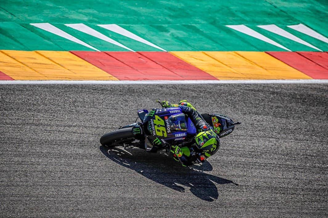 バレンティーノ・ロッシさんのインスタグラム写真 - (バレンティーノ・ロッシInstagram)「Motorland de Aragon,Spain Saturday,official practice 📸 @falex79 @gigisoldano @jesusrobledo」9月22日 6時19分 - valeyellow46