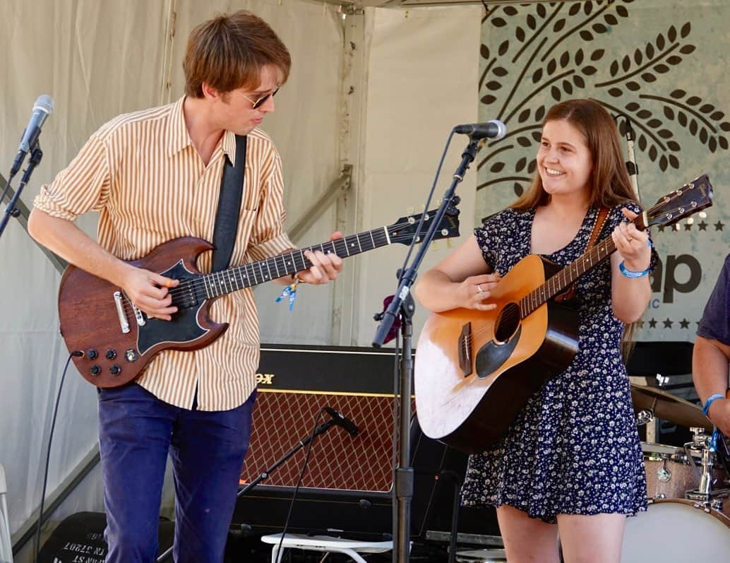 ASCAPさんのインスタグラム写真 - (ASCAPInstagram)「Anyone else create music with their family? Cousins @kacyandclayton doing their thing at #PilgrimageFestival 👌 pic by @edrode」9月22日 6時30分 - ascap