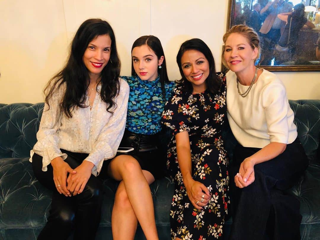 ダナイ・ガルシアさんのインスタグラム写真 - (ダナイ・ガルシアInstagram)「@emmy brunch with the girls.  Thank you @amc_tv for the great time. 💕🎈🦋 Sending love to the @feartwd family (cast & crew). We love you guys!! #thisishappening #thisisus #thearts #tvshows #emmys #workflow #love #beauty #growth #graciasportanto #girls  @jennaelfman @karendavidofficial @alexanisenson  Never forget the magic 💎👑」9月22日 7時09分 - danaygarcia1