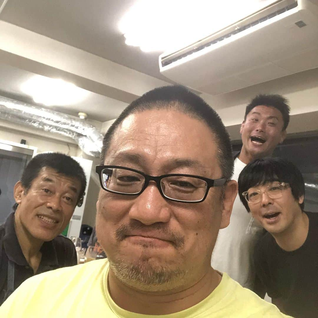 高木三四郎さんのインスタグラム写真 - (高木三四郎Instagram)「宮戸優光さんのお店「ちゃんこの台所」に澤宗紀君、東京03豊本さんと行ってきました！どの料理も美味すぎた！通おう。 #ddtpro #プロレス #UWFインター #東京03 #ちゃんこの台所」9月22日 7時57分 - t346fire