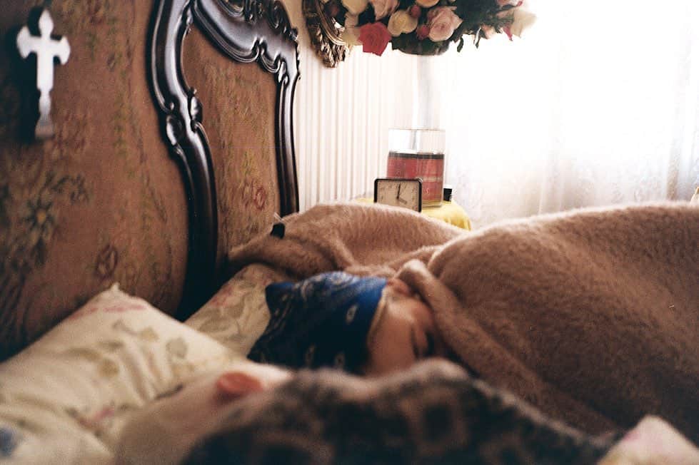 ニコラ・ペルツのインスタグラム：「wishing so bad i was napping with u right now」