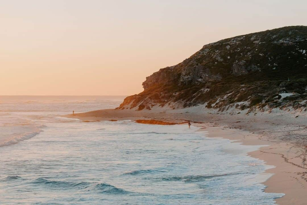 ロキシーさんのインスタグラム写真 - (ロキシーInstagram)「Magic hour in #WesternAustralia」9月22日 10時00分 - roxy