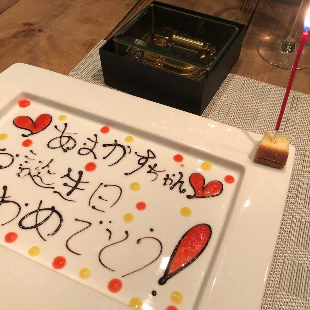 甘糟記子さんのインスタグラム写真 - (甘糟記子Instagram)「金曜日、アッコ姉さんにお誕生日のお祝いをしてもらいました〜☆*:.｡. o(≧▽≦)o .｡.:*☆ 毎年必ず忘れずにお祝いしてくれる姉さん。  以前姉さんの働く会社のイメージモデルをさせてもらってからの、長い長いお付き合いです(๑˃̵ᴗ˂̵) いつもパワフルで、いろんなことにチャレンジして頑張っている大先輩！！ これからもよろしくお願いしまーす！  #白金#シェトモ#フレンチ#誕生日お祝い#いつもありがとう#もうすぐ誕生日#いくつになっても嬉しい#幸せ」9月22日 10時20分 - norihey924