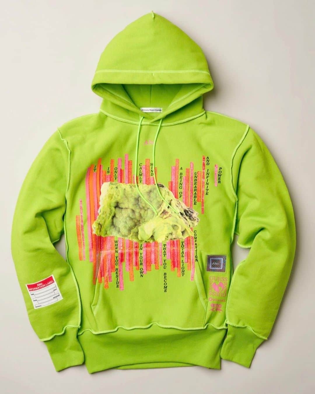 のインスタグラム：「【 New Arrival 】 < Advisory Board Crystal > @advisoryboardcrystals adivisoryboardcrystals EMA hoodie is available today. (2019/9/22)  Free with purchase of magazine “Planet Saving Information” This color is only available here.@unitedarrowsandsons “ It is only when you reside calmly in your own mind, that you become a being of total light, unbearable compassion, and infinite power” ・ < Advisory Board Crystals >のフーディを本日9/22(日)より発売します。このフーディはアメリカの環境保護メディア< EMA >と< GUESS JEANS >のサポートで、地球の環境問題に目を向けるために企画されました。 全世界で12色の販売で、ユナイテッドアローズ&サンズでのみ、このライムグリーンをお求め頂けます。 “プラネット セービング インフォメーション”の雑誌も付属してまいります。 #unitedarrowsandsons  #unitedarrows #harajuku  #advisoryboardcrystals」