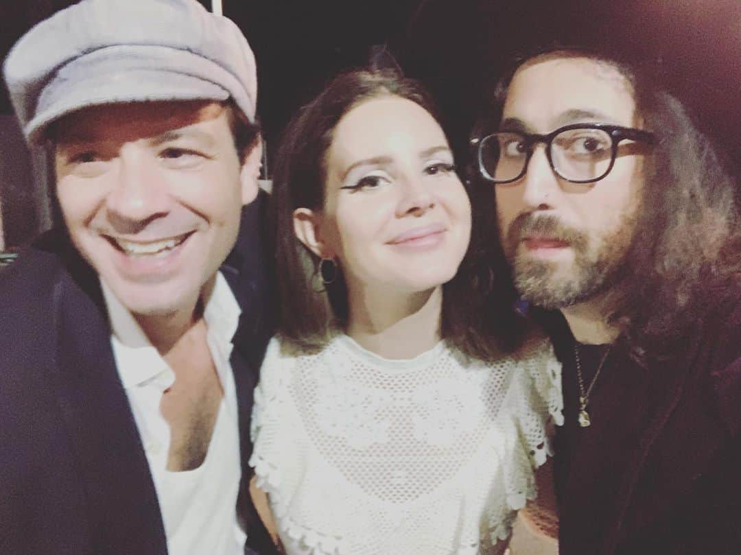 ショーン・レノンさんのインスタグラム写真 - (ショーン・レノンInstagram)「@lanadelrey sandwich...」9月22日 11時48分 - sean_ono_lennon