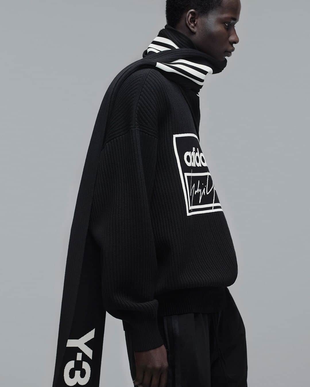 ワイスリーのインスタグラム：「Y-3 Tech Knit Crew Sweater, Y-3 3 Stripes Wide Pants and Scarf. Y-3 Fall Winter 2019. --- #adidas #Y3 #YohjiYamamoto  Discover the collection at Y-3.com」