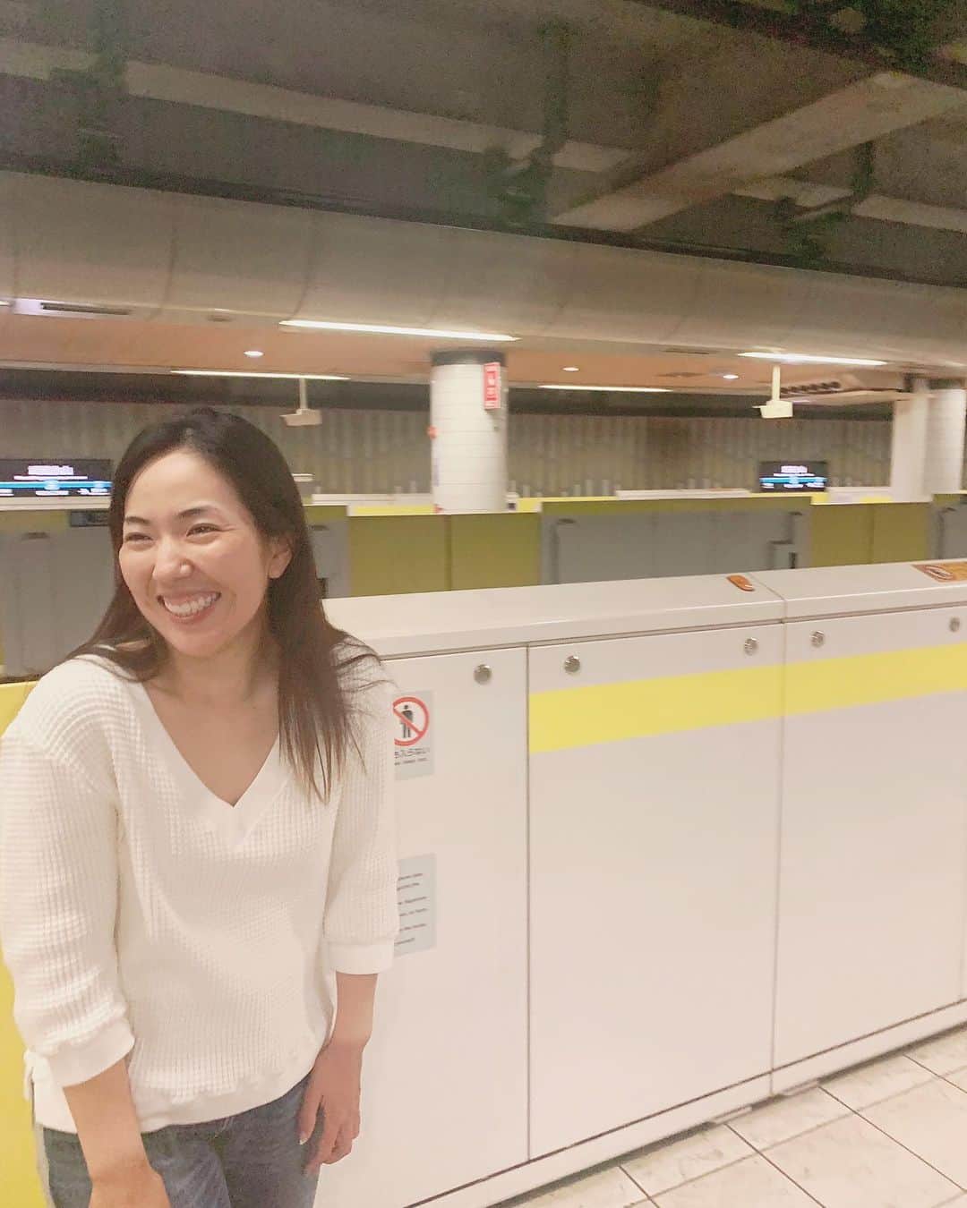 笠りつ子のインスタグラム：「今週も、沢山のご声援有難うございました。 いつも、本当ありがとうねっ。 日焼けしてるね(//∇//)。 9時5時生活してるから あくびばかりしてごめん。w おやすみ😪」