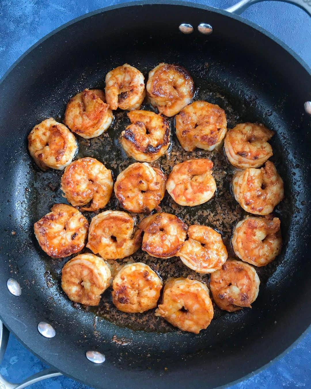 Easy Recipesさんのインスタグラム写真 - (Easy RecipesInstagram)「I absolutely love this Creamy Southwest Shrimp Pasta! It’s so delicious and flavorful and can be prepared within 30 minutes. Grab the full recipe link from my bio.  https://www.cookinwithmima.com/creamy-southwest-shrimp-pasta/」9月23日 0時02分 - cookinwithmima