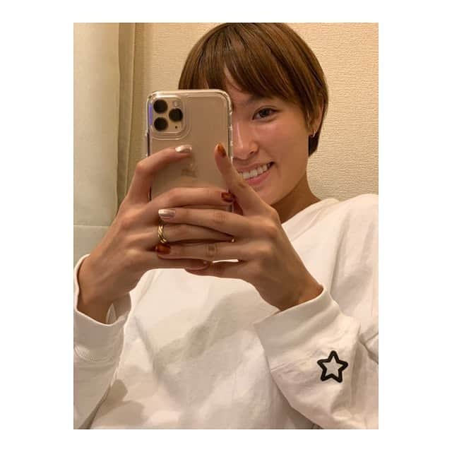 中山こころさんのインスタグラム写真 - (中山こころInstagram)「* NEW iPhoneでるんるん💛 こんな写真も取れちゃうんだぞ😤😤😤えっへん（写真2枚目） * #iphone11pro #タピオカカメラ  #眉毛繋がってるように見える  #嬉しみ」9月22日 16時01分 - coocoorooo