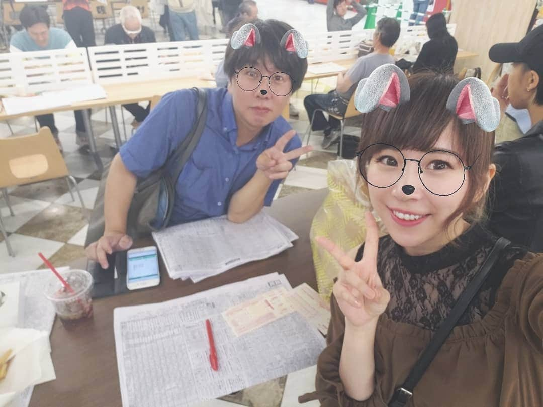 坂本詩緒里さんのインスタグラム写真 - (坂本詩緒里Instagram)「久しぶりのお馬さん🐴 先生のおかげでプラスー❤️ #競馬 #競馬女子 #中山競馬場  #たのしぃちゃん」9月22日 16時05分 - jpba529