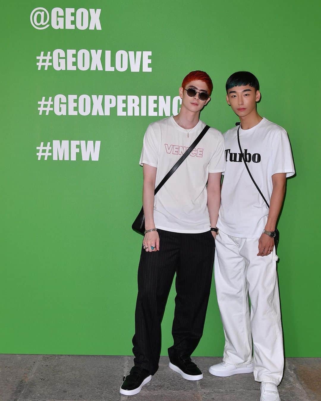 のインスタグラム：「通気性抜群で快適なシューズ @geox の発表会へ ☺️✨ 洋服もテクノロジーを活かした洋服がたくさんありました ✨  #geoxlove #MFW #geox #ジェオックス 📸 @maxmontingelli」