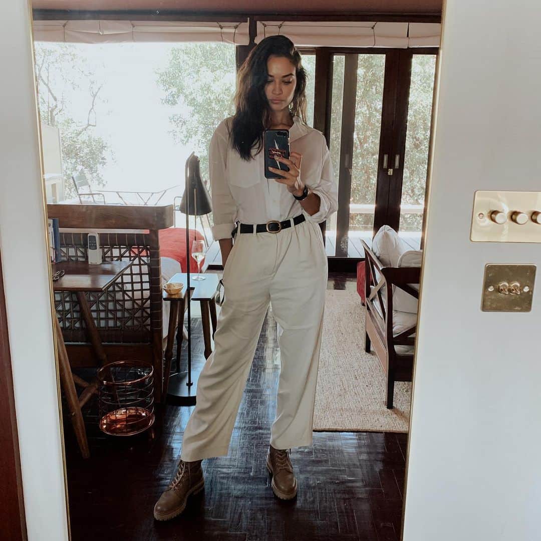 シャニーナ・シャイクのインスタグラム：「If you haven’t done a safari ... in my opinion it’s a MUST!」