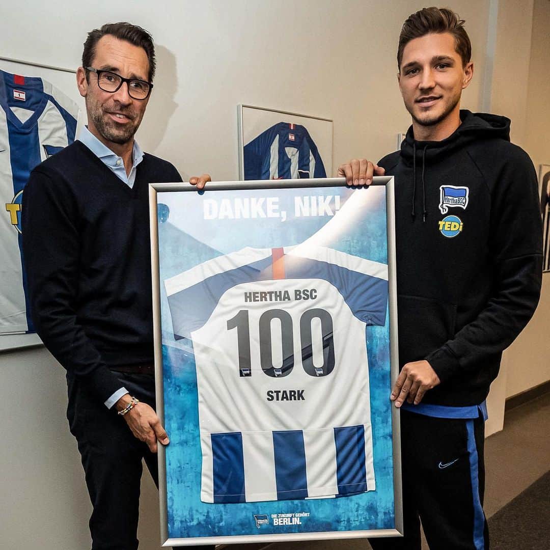 ニクラス・シュタルクのインスタグラム：「Danke @herthabsc 🙏 #hahohe #100」