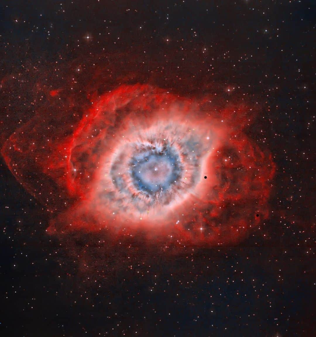 トニー・ジャーのインスタグラム：「Helix Nebula, The Eye of God」