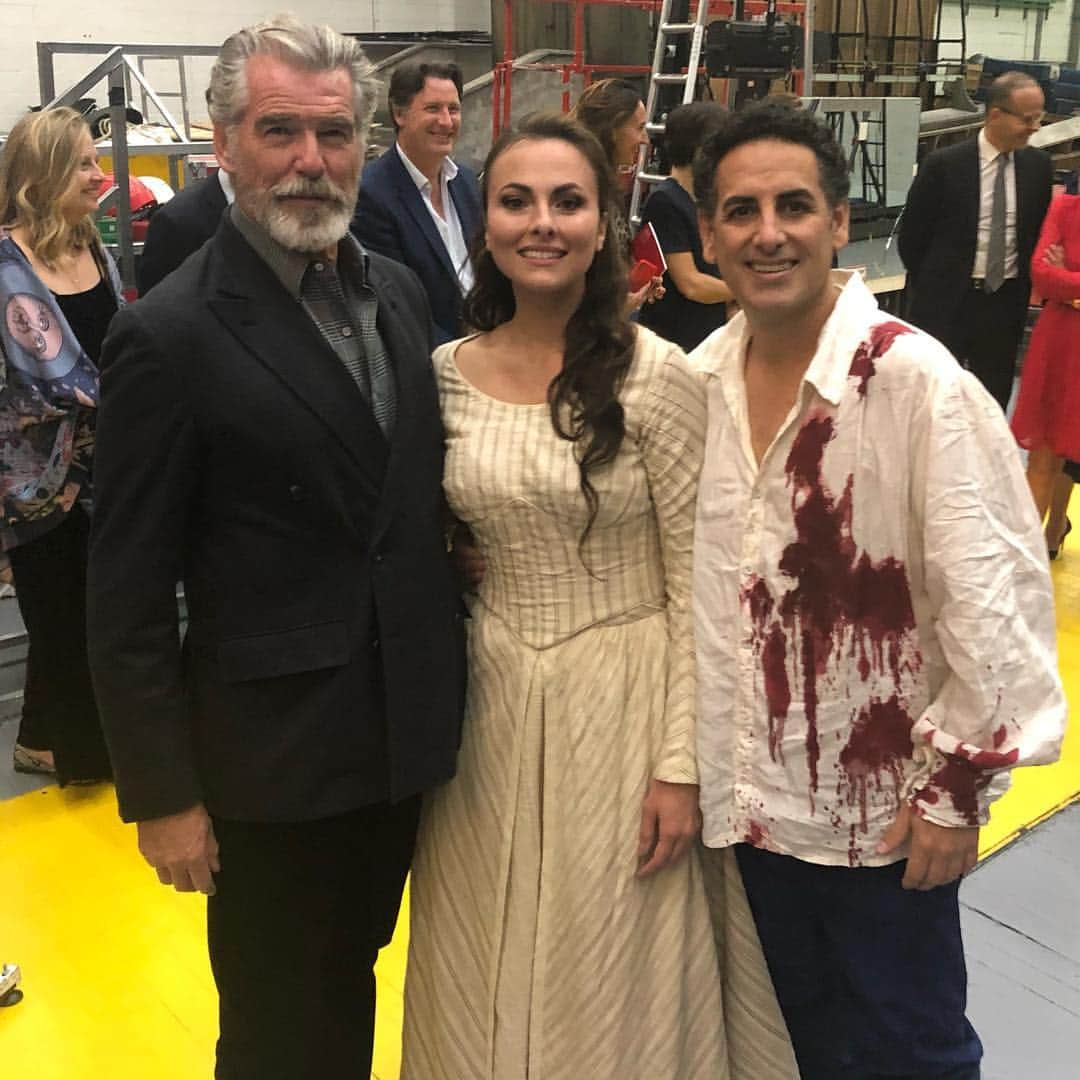 ピアース・ブロスナンさんのインスタグラム写真 - (ピアース・ブロスナンInstagram)「Royal Opera House ...”Werther”  In the company of Juan Diego Flores and Isabel Leonard ...A night to remember...#RoyalOperaHouse #JuanDiegoFlorez #IsabelLeonard...thank you all for making such alchemy of the heart 🌹」9月22日 18時49分 - piercebrosnanofficial