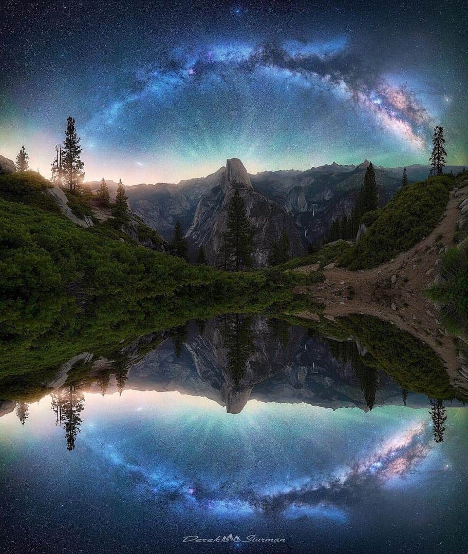Discover Earthさんのインスタグラム写真 - (Discover EarthInstagram)「Yosemite National Park 🇺🇸 in welcomes you to experience this majestic park in all four seasons. It offers programs tailored for stargazers. Moreover, it is home to soaring granite icons such as Half Dome, El Capitan and Yosemite Falls, and some of the world's biggest and oldest trees, the giant sequoias, as well as a wide range of natural monuments, vineyards, and historic Gold Rush landmarks. — 📍 #DiscoverUSA — 📸 Photo taken by @dereksturmanphotography」9月22日 20時01分 - discoverearth