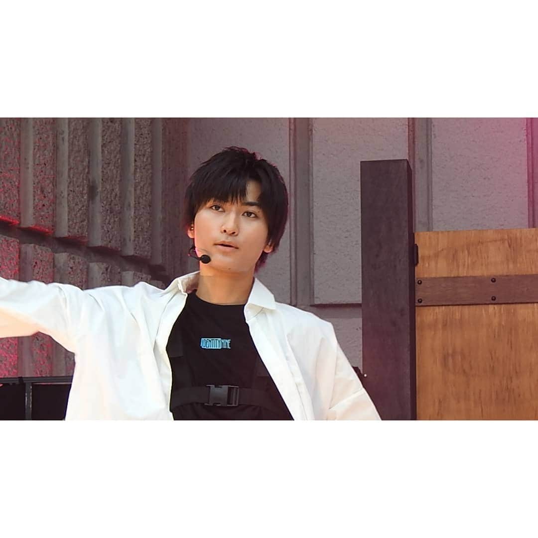 のインスタグラム：「﻿ ＼THE BACK OF THE LIVE／﻿ ﻿ #SUPERDRAGON(@superdragon_official)﻿ ﻿ #裏側密着レポート﻿ SUPER★DRAGON ONEMAN LIVE﻿ 「IDENTITY NINE」﻿ 2019.09.07@日比谷野外大音楽堂﻿ ﻿ #飯島颯(@hayate_kumakun_official) ver.﻿ ﻿ #エムオンミュージック﻿ にて記事＆動画公開中」