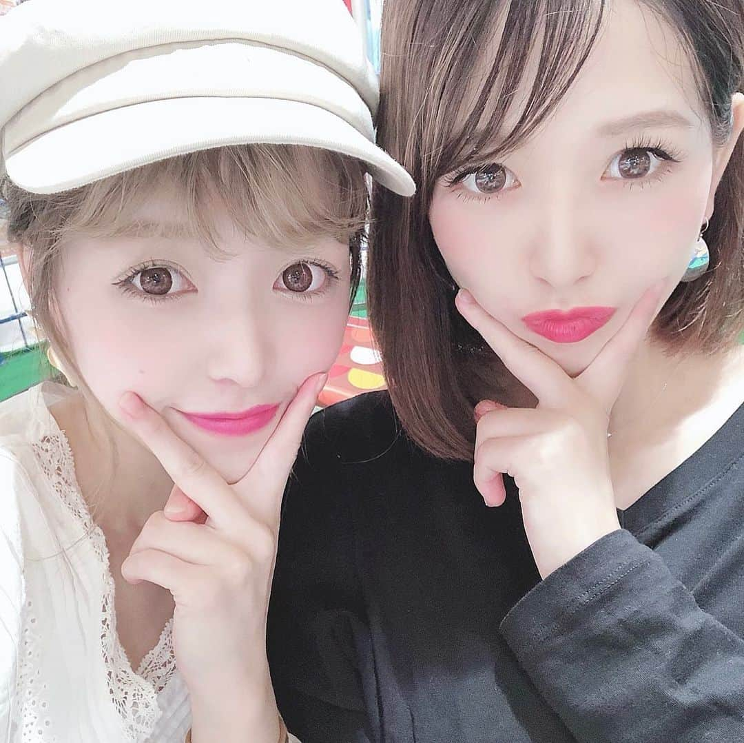 二宮璃子さんのインスタグラム写真 - (二宮璃子Instagram)「久しぶりにお姉ちゃんと📷💕 大好きすぎて何でも話す😚❤️笑 本当仲良し❤️❤️ #姉妹 #お姉ちゃん #2歳差 #姉妹 #仲良し #ママ」9月22日 20時49分 - riixten