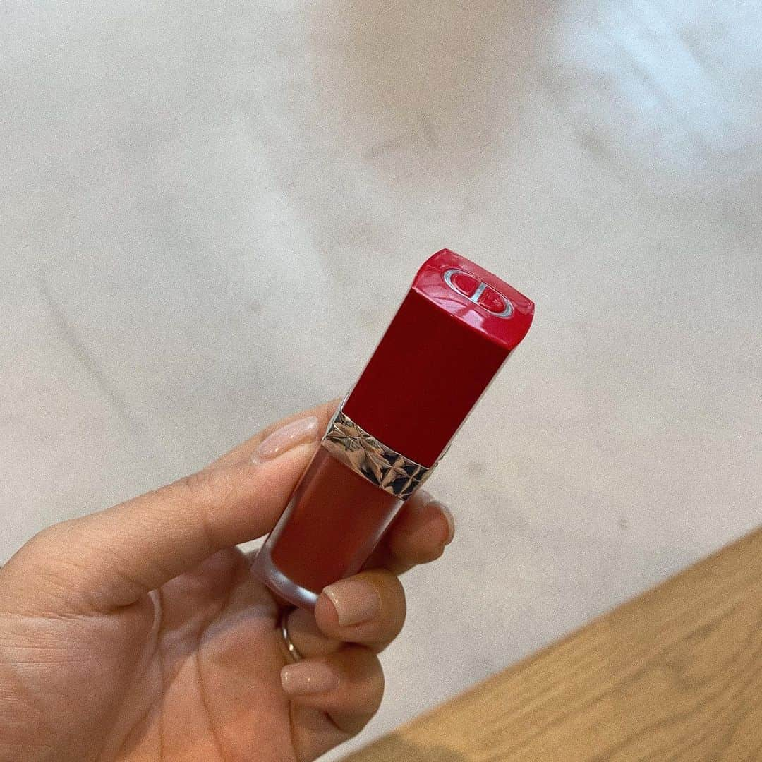 HISANAさんのインスタグラム写真 - (HISANAInstagram)「最近のお気に入り💋 . DIOR ULTRA CARE LIQUID 808 . . #rougedior #dior #diormakeup #lip #cosmetics」9月22日 21時04分 - hisana22