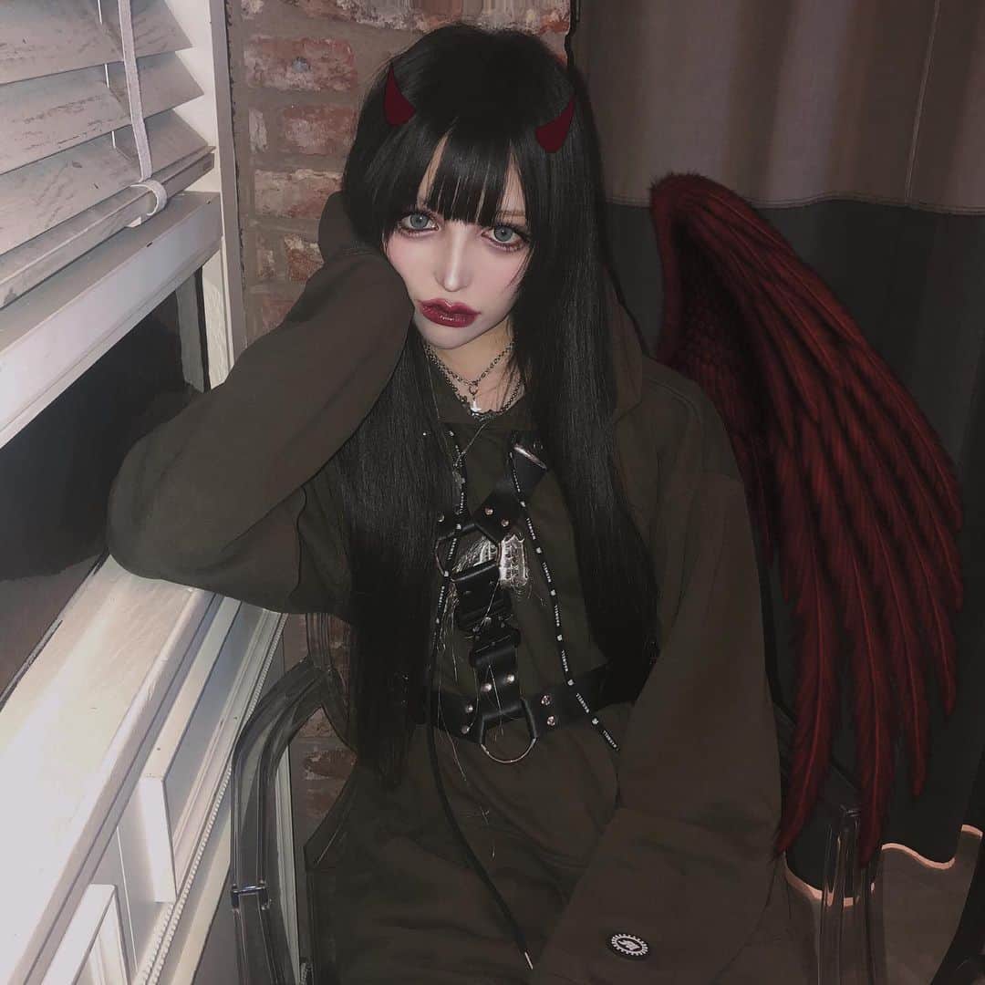 chiiiiiのインスタグラム：「🔥(~♪)」