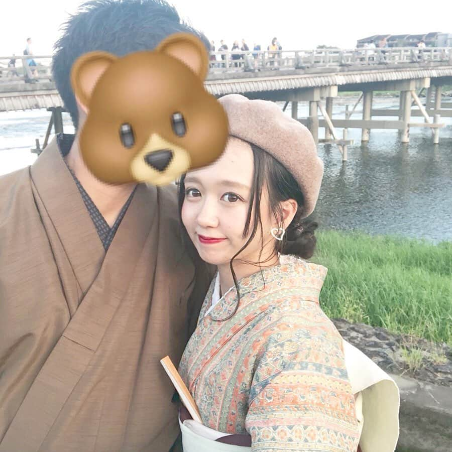 haruさんのインスタグラム写真 - (haruInstagram)「ㅤㅤㅤㅤㅤㅤㅤㅤㅤㅤㅤㅤㅤ ㅤㅤㅤㅤㅤㅤㅤㅤㅤㅤㅤㅤㅤ ㅤㅤㅤㅤㅤㅤㅤㅤㅤㅤㅤㅤㅤ #🌸🐻 ㅤㅤㅤㅤㅤㅤㅤㅤㅤㅤㅤㅤㅤ 🐻さんと京都に行ったのは 9年ぶり で とっても楽しくて 1日があっという間でした🥺🧡 ㅤㅤㅤㅤㅤㅤㅤㅤㅤㅤㅤㅤㅤ 京都は清水寺のあたりとかも好きだけど 嵐山もすきです(*´˘`*)💗！ ㅤㅤㅤㅤㅤㅤㅤㅤㅤㅤㅤㅤㅤ いつも笑顔にしてくれる🐻さんっ 𓆇  1番素でいられる場所をつくってくれて たくさんたくさん笑かしてくれて 本当にありがとう(  ˊᵕˋ )💕 ㅤㅤㅤㅤㅤㅤㅤㅤㅤㅤㅤㅤㅤ 夫婦として思い出が増えていくのが 本当にうれしいです☺❤️ ㅤㅤㅤㅤㅤㅤㅤㅤㅤㅤㅤㅤㅤ ㅤㅤㅤㅤㅤㅤㅤㅤㅤㅤㅤㅤㅤ いつも見てくださってる方々 本当にありがとうございます( ´;ω;` )🌸 ㅤㅤㅤㅤㅤㅤㅤㅤㅤㅤㅤㅤㅤ ㅤㅤㅤㅤㅤㅤㅤㅤㅤㅤㅤㅤㅤ #夫婦デート#夫婦コーデ #京都デート #京都着物デート#京都着物レンタル ㅤㅤㅤㅤㅤㅤㅤㅤㅤㅤㅤㅤㅤ」9月22日 22時06分 - __haru3