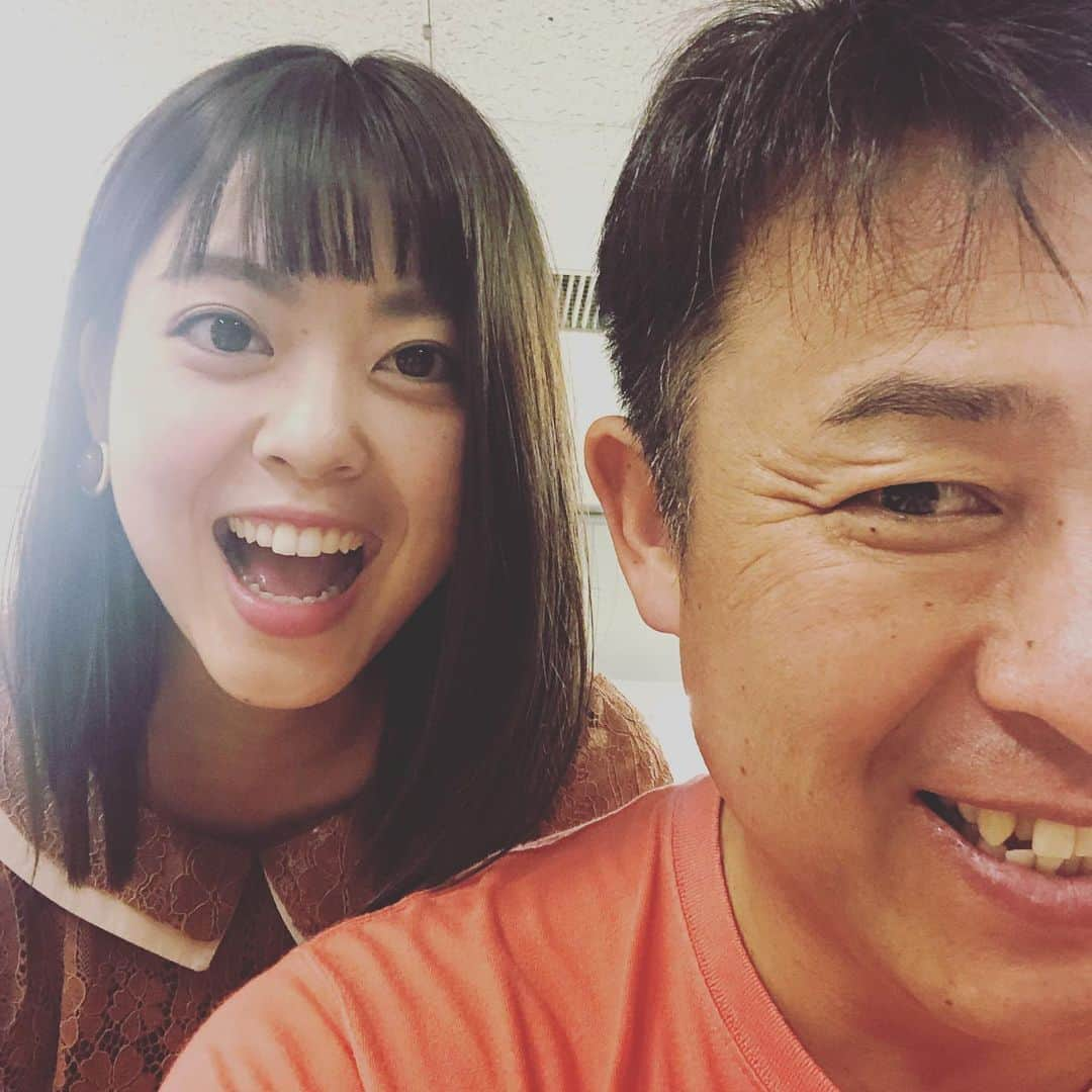 岩本勉さんのインスタグラム写真 - (岩本勉Instagram)「まいど！ フジテレビCSプロ野球ニュース！ 千尋アナウンサーの機嫌がえーんがな( ＾∀＾)」9月22日 22時27分 - gun18gun18